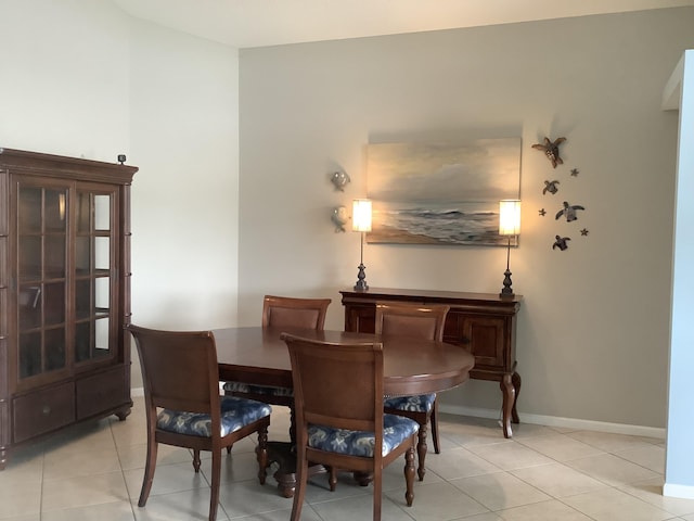 7007 Ashton St, Boynton Beach, FL 33437 - dining space featuring light tile patterned floors and baseboards