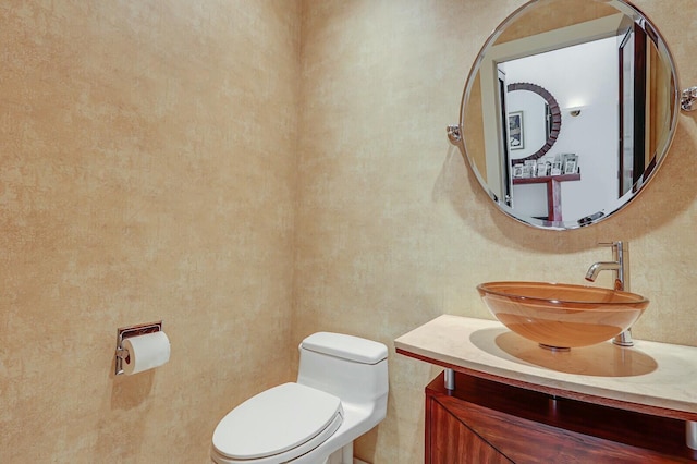 13315 Deauville Dr, Palm Beach Gardens, FL 33410 - bathroom with toilet and vanity