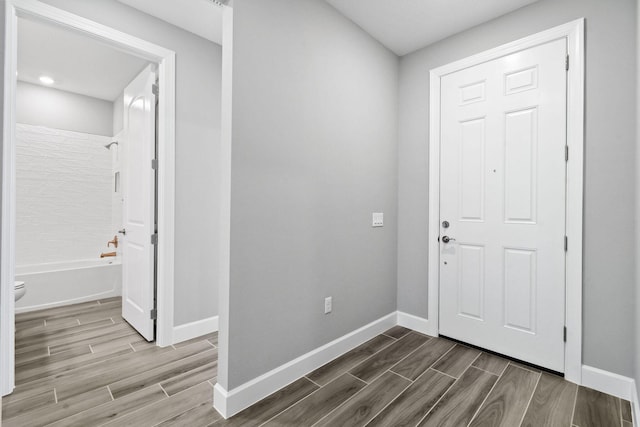 13526 Sw Vermillion Circle Mystique, Port Saint Lucie, FL 34987 - entrance foyer with wood finish floors and recessed lighting