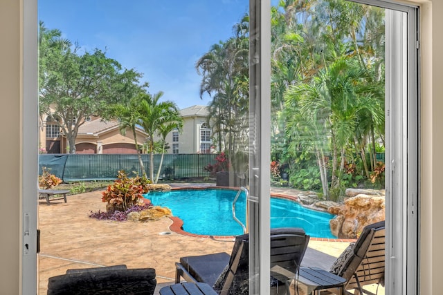 8888 Rockridge Glen Cv, Boynton Beach, FL 33473 - view of swimming pool featuring a fenced in pool and fence