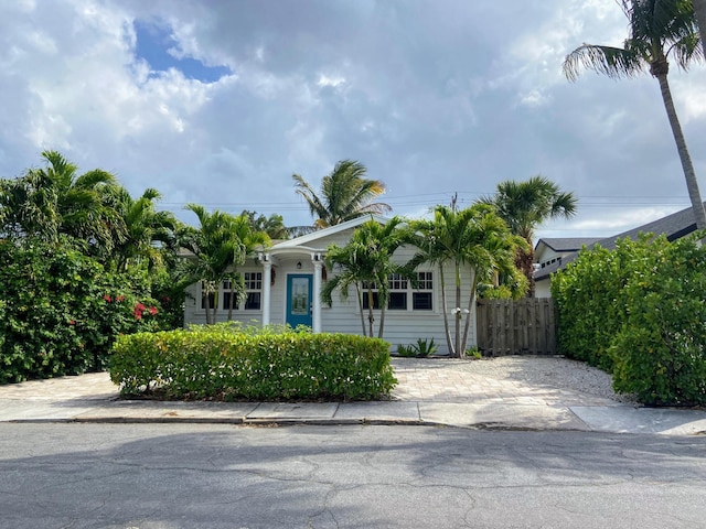 220 Malverne Rd, West Palm Beach, FL 33405 - view of front of house with fence