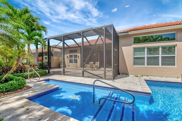 8318 Cameron Cave Dr, Boynton Beach, FL 33473 - outdoor pool featuring a lanai and a patio area