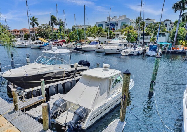 155 Isle Of Venice Dr Unit 304, Fort Lauderdale, FL 33301 - community pool with fence and a patio area