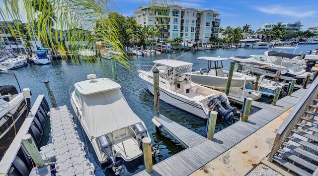 155 Isle Of Venice Dr Unit 304, Fort Lauderdale, FL 33301 - community pool featuring a patio area and outdoor lounge area