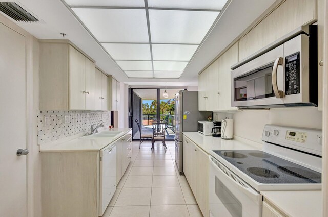3440 S Ocean Blvd E Unit 205S, Palm Beach, FL 33480