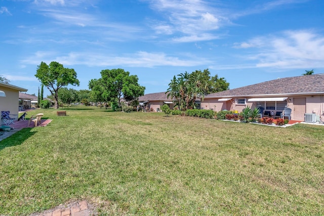 1245 High Point Pl S Unit C, Delray Beach, FL 33445 - view of yard with cooling unit