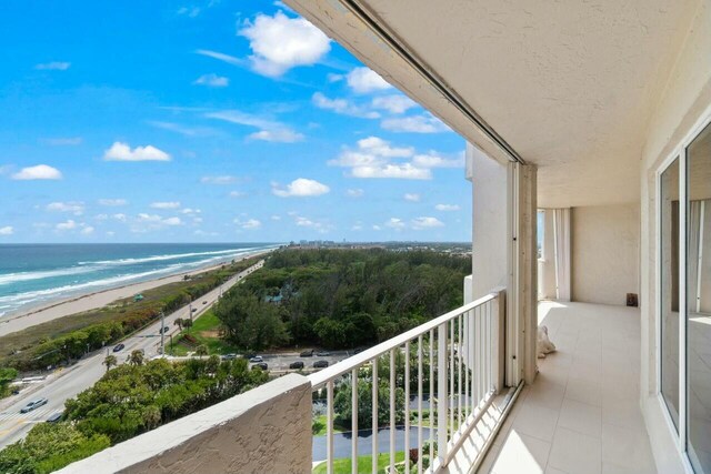 4001 N Ocean Blvd Unit 1602, Boca Raton, FL 33431 - balcony with view of water and beach