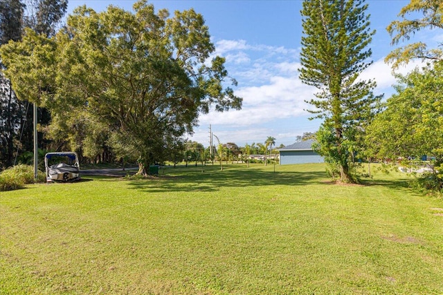 1200 Hartman Rd, Fort Pierce, FL 34947 - view of grassy yard