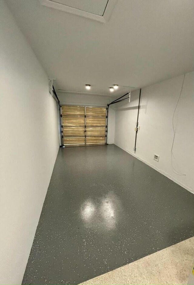 6401 NE 7th Ave, Boca Raton, FL 33487 - view of garage