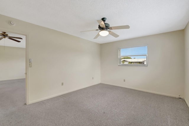 7140 Bobalink Ct, Lake Worth, FL 33467 - walk in closet featuring carpet floors