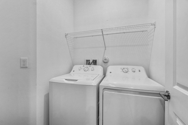 7113 Peters Ln, Delray Beach, FL 33446 - laundry area with laundry area and washer and dryer