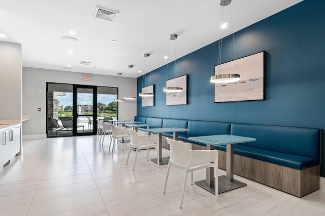 7113 Peters Ln, Delray Beach, FL 33446 - building lobby with visible vents