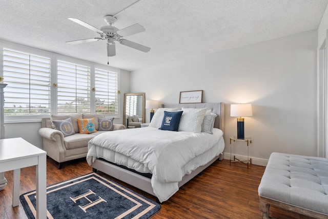 2809 Florida Blvd Unit 307, Delray Beach, FL 33483 - bedroom featuring baseboards, wood finished floors, and a textured ceiling