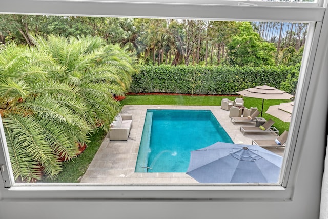 8086 Bautista Way, Palm Beach Gardens, FL 33418 - view of pool featuring a fenced in pool and a patio