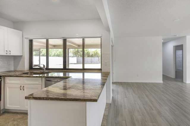 1168 SE Clifton Ln, Port Saint Lucie, FL 34983 - bathroom featuring a tile shower, toilet, and vanity
