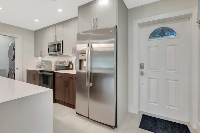 kitchen with light countertops, appliances with stainless steel finishes, and recessed lighting