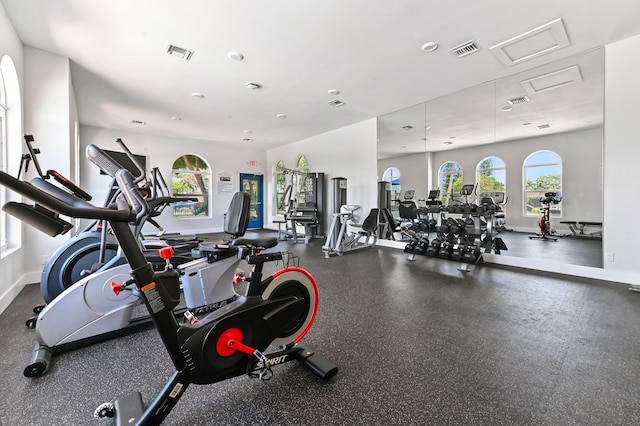 3119 N Evergreen Cir, Boynton Beach, FL 33426 - workout area featuring baseboards