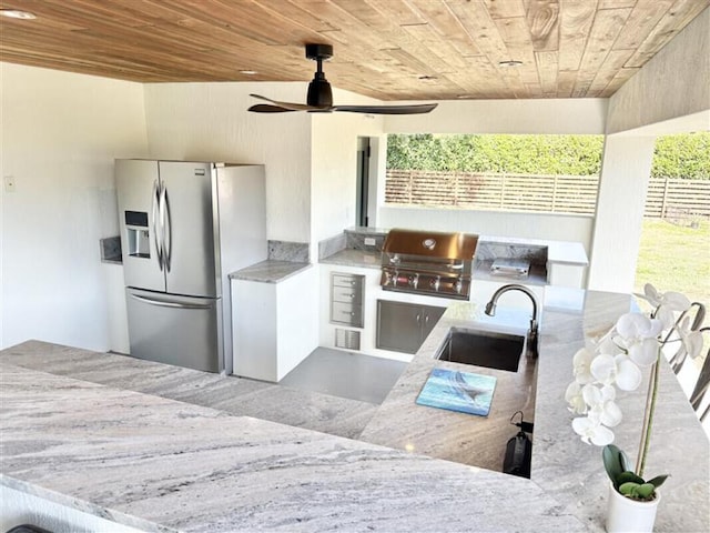 9600 Payton Ct, Boynton Beach, FL 33472 - view of patio / terrace with a sink and ceiling fan