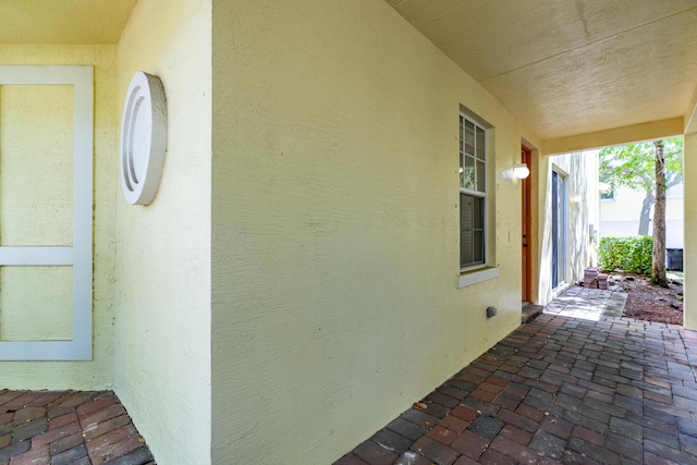 2558 SE Pineland Dr, Port Saint Lucie, FL 34952 - exterior space