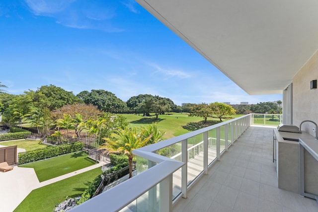 210 SE Mizner Blvd Unit 301, Boca Raton, FL 33432 - balcony with a sink