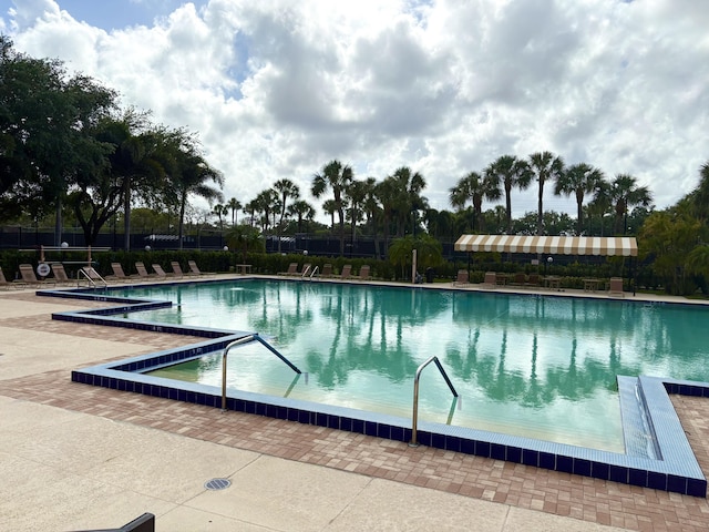 6201 62nd Way, West Palm Beach, FL 33409 - view of community pool