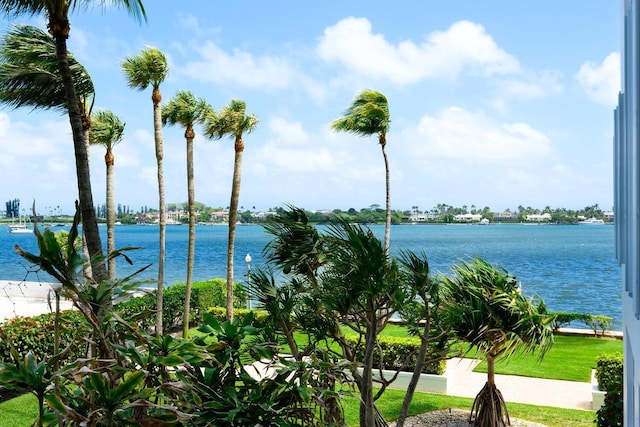 2800 N Flagler Dr Unit 207, West Palm Beach, FL 33407 - property view of water