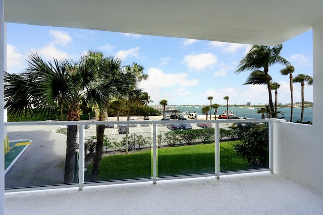 2800 N Flagler Dr Unit 207, West Palm Beach, FL 33407 - balcony featuring a water view