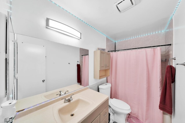 3750 NW 73rd Way, Coral Springs, FL 33065 - full bath featuring toilet, vanity, and a shower with curtain
