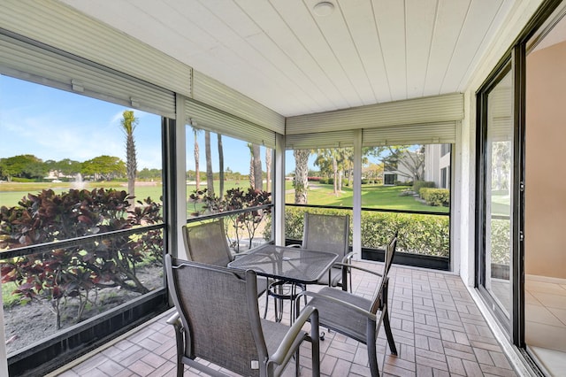 45 Eastgate Dr Unit B, Boynton Beach, FL 33436 - sunroom / solarium with outdoor dining area