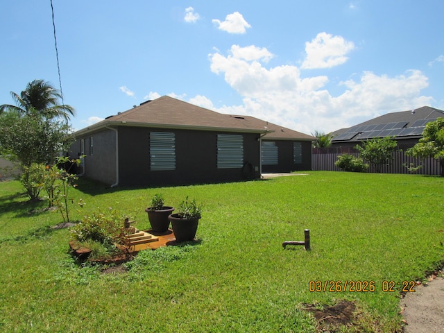 443 SW Homeland Rd, Port Saint Lucie, FL 34953 - view of yard with fence