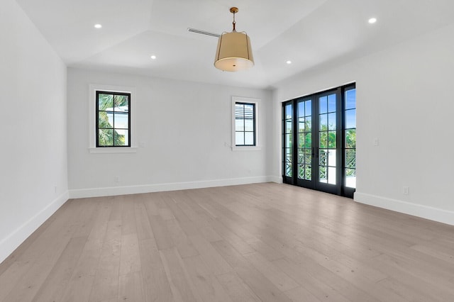 3408 Washington Rd, West Palm Beach, FL 33405 - unfurnished room featuring light wood-style flooring, baseboards, and recessed lighting