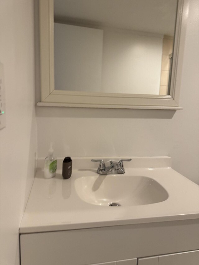 1681 NW 70th Ave Unit 102, Plantation, FL 33313 - spare room featuring ceiling fan, wood finished floors, baseboards, and a textured ceiling