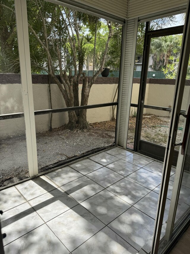 1681 NW 70th Ave Unit 102, Plantation, FL 33313 - view of unfurnished sunroom
