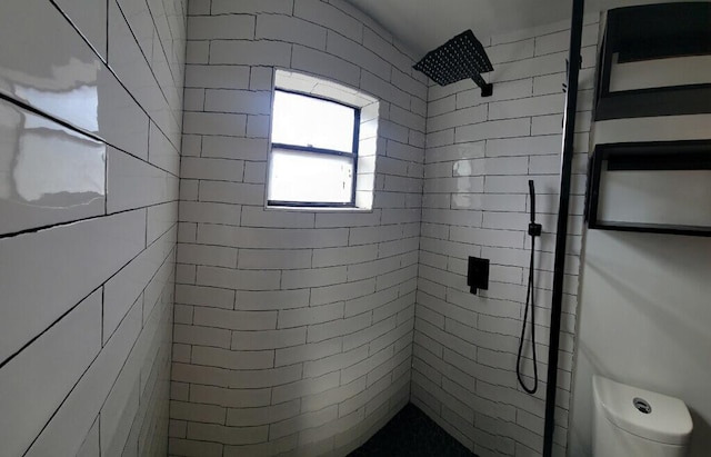 2379 Carambola Rd, West Palm Beach, FL 33406 - bathroom featuring tiled shower and toilet