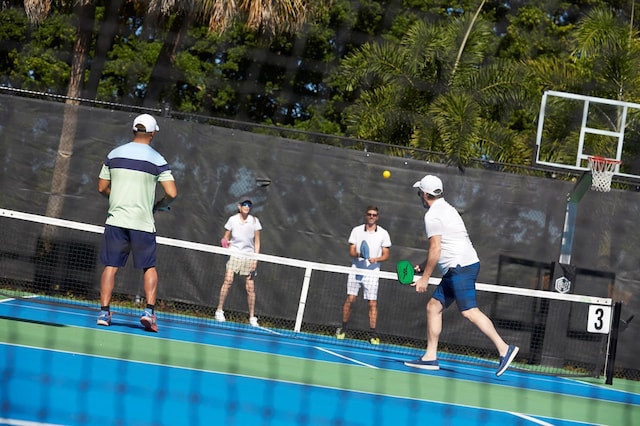 10839 Royal Devon Way, Lake Worth, FL 33449 - view of tennis court with community basketball court and an area for sports