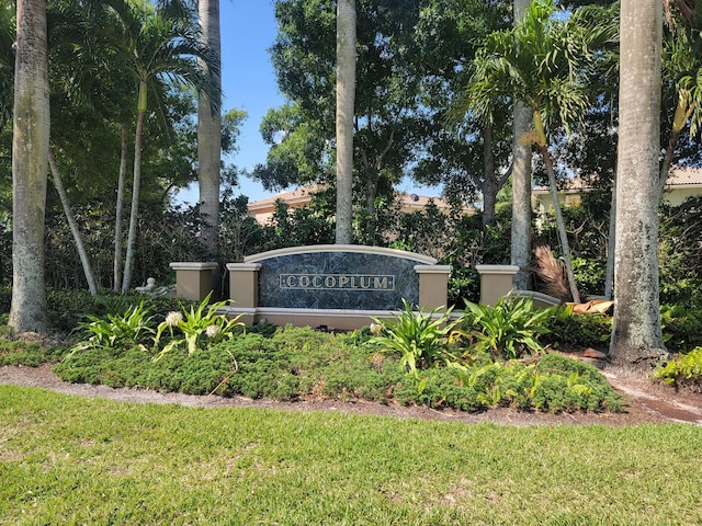 view of community / neighborhood sign