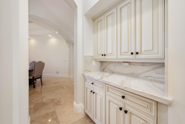 712 NE 71st St, Boca Raton, FL 33487 - interior space featuring recessed lighting and arched walkways