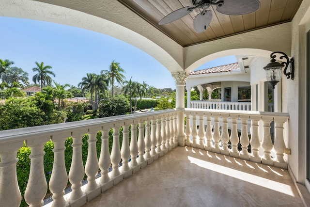 712 NE 71st St, Boca Raton, FL 33487 - balcony with ceiling fan