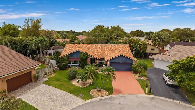drone / aerial view featuring a residential view