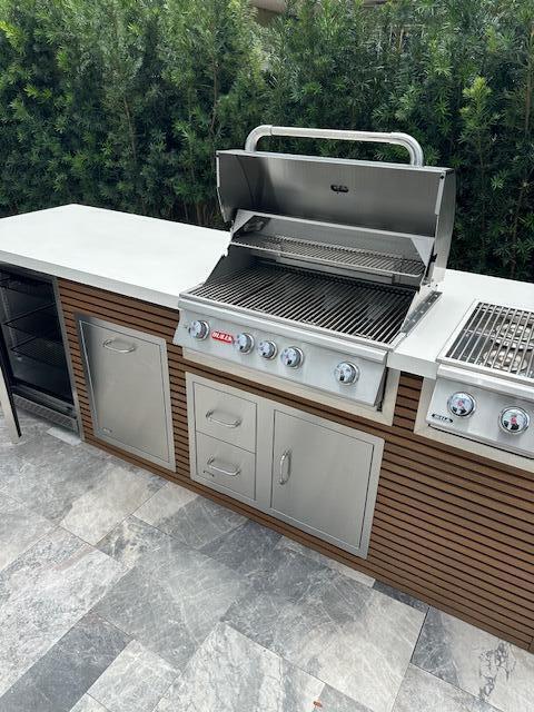 5832 Alton Rd, Miami Beach, FL 33140 - view of patio featuring area for grilling
