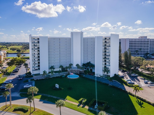 336 Golfview Rd Unit 916, North Palm Beach, FL 33408 - view of property featuring a water view and a city view