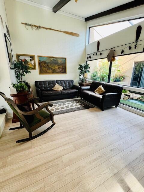 6582 Patio Ln, Boca Raton, FL 33433 - lobby featuring ornamental molding