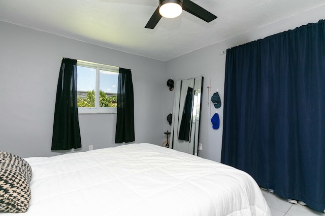 8421 NW 24th St, Sunrise, FL 33322 - bedroom with a ceiling fan