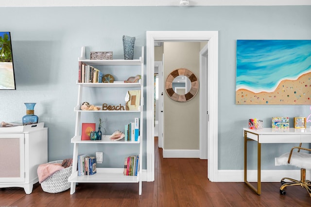 bedroom featuring ceiling fan, baseboards, wood finished floors, and recessed lighting