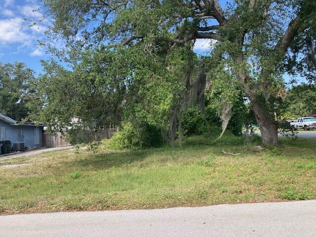 43 N St, Fort Pierce, FL 34946