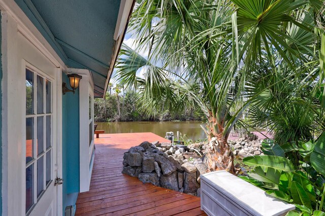 108 NE Carlisle Ln, Port Saint Lucie, FL 34952 - exterior space with a water view