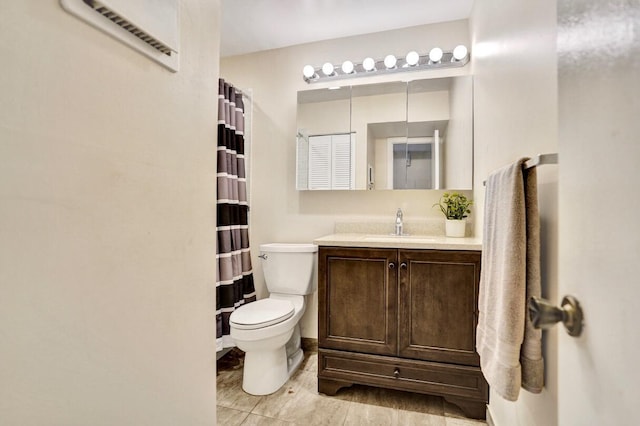 475 Piedmont J, Delray Beach, FL 33484 - full bath featuring visible vents, toilet, a shower with shower curtain, and vanity