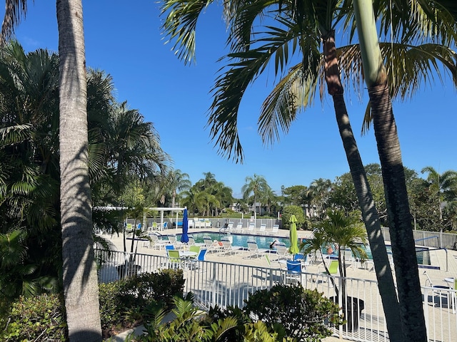 9872 SE Little Club Way S, Tequesta, FL 33469 - view of community pool