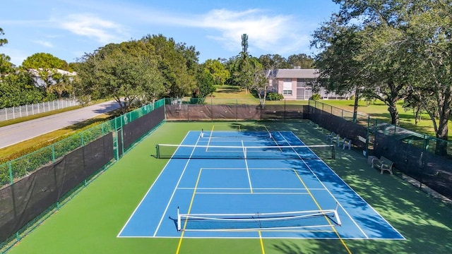 9872 SE Little Club Way S, Tequesta, FL 33469 - view of tennis court