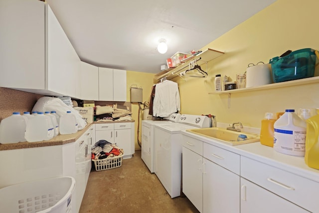 442 SE 17th Ter, Deerfield Beach, FL 33441 - clothes washing area featuring cabinet space, washing machine and dryer, and a sink